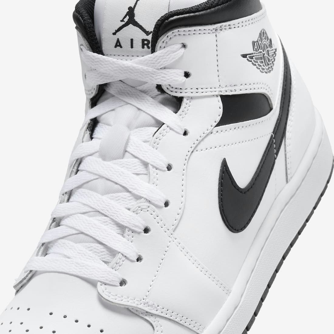 Air Jordan 1 Mid "White/Black"