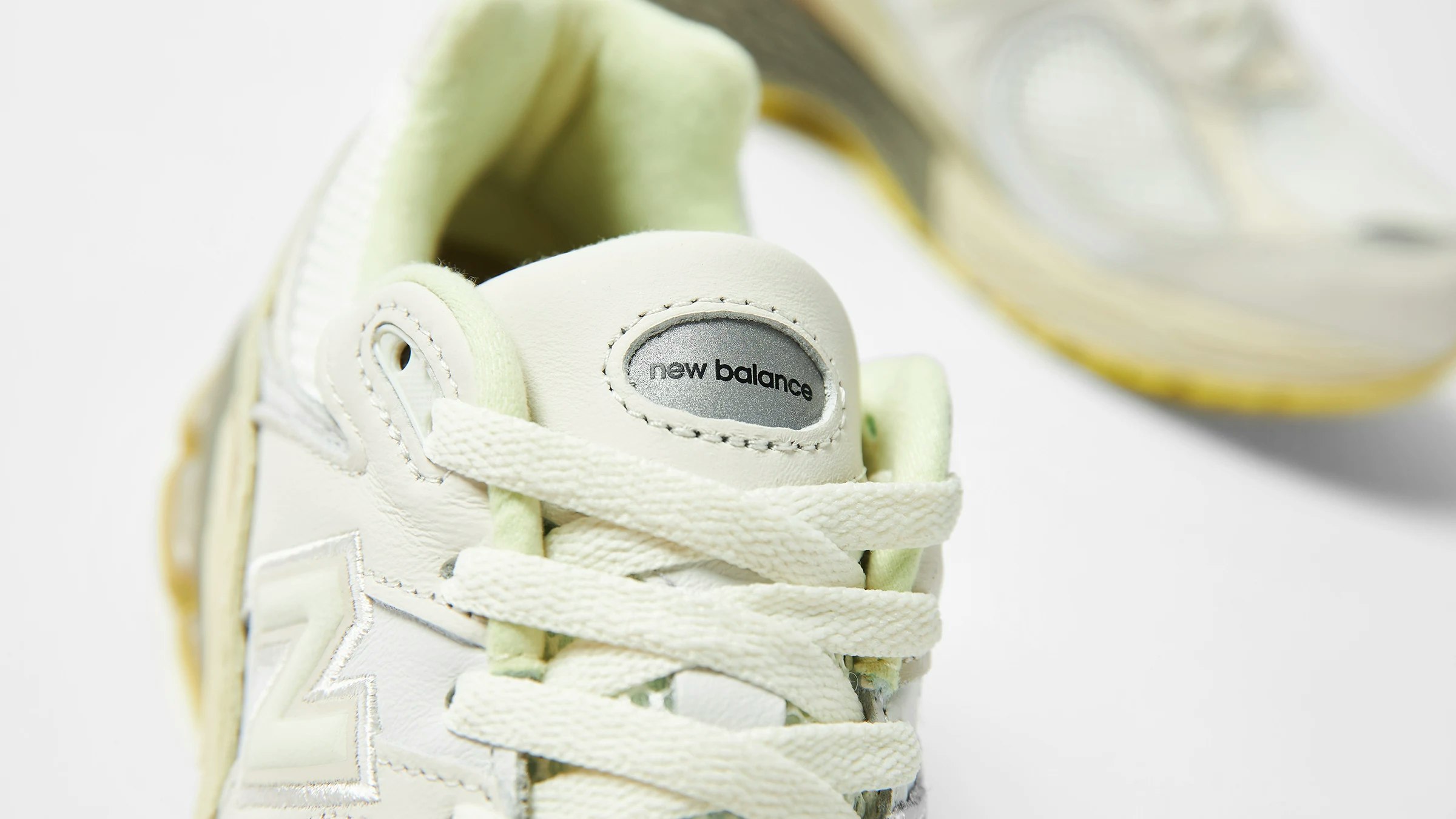 AURALEE x New Balance 2002R "Light Yellow"