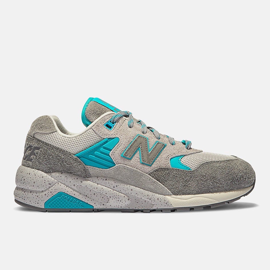 Palace x New Balance 580 "New Wave" (Grey)