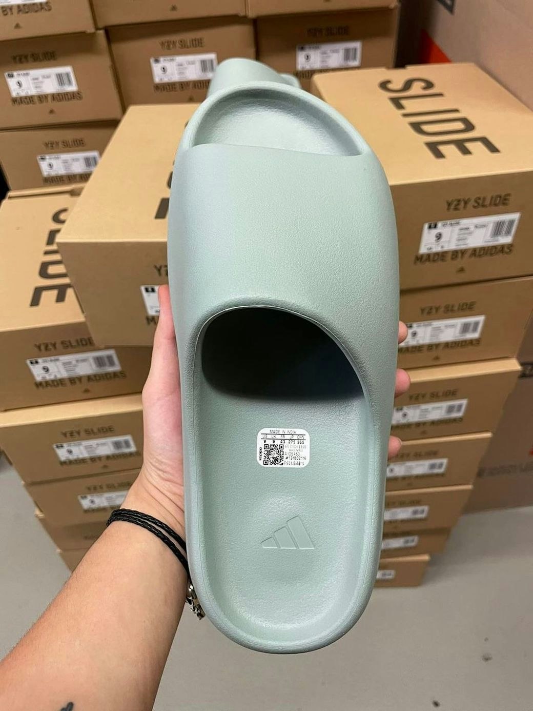 adidas YEEZY Slide "Salt"