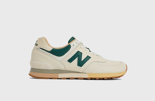 The Apartment x New Balance 576 "Made in UK" (Antique White) The Apartment x New Balance 576 "Made in UK" (Antique White)