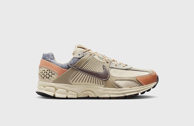 Nike Zoom Vomero 5 "Amber Brown"