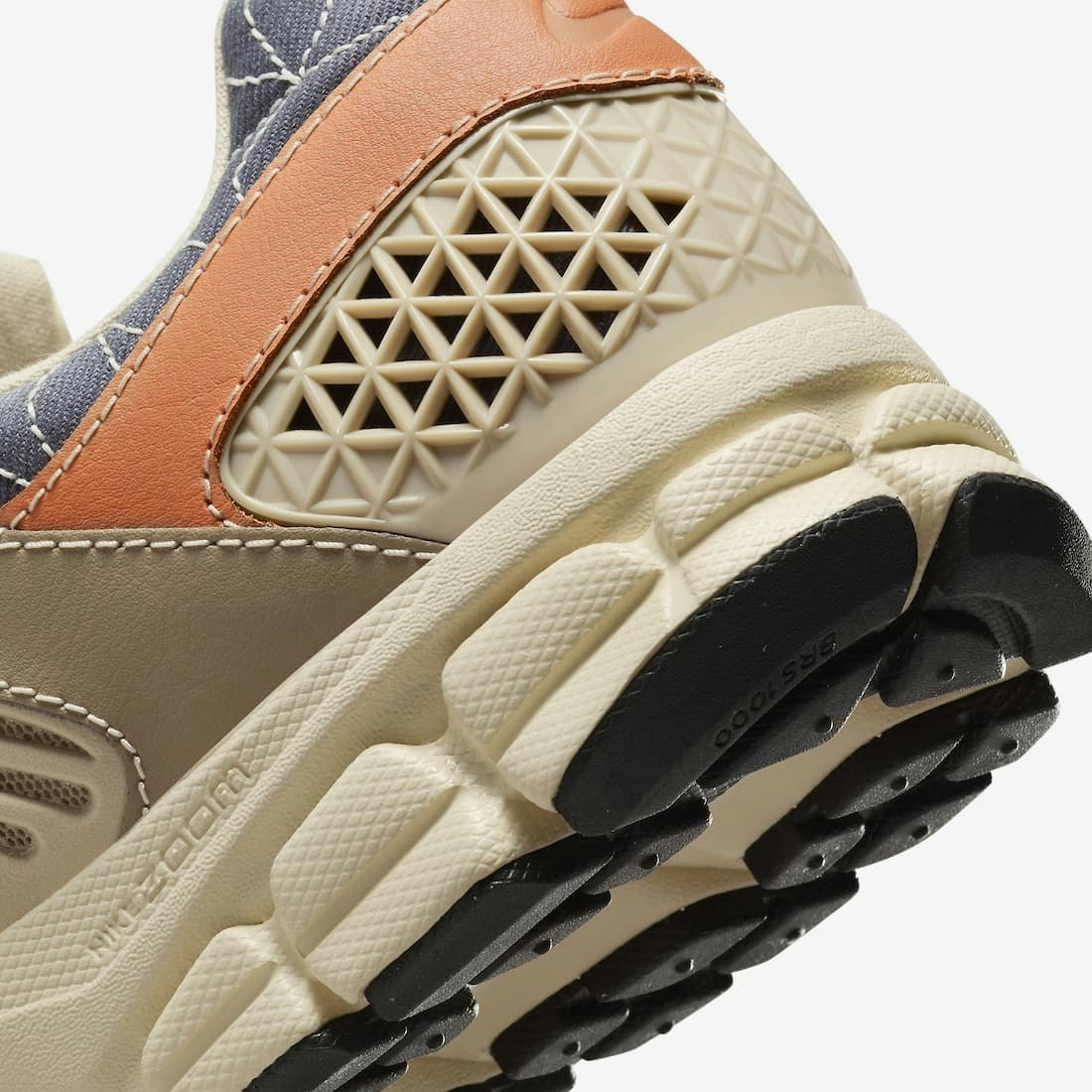 Nike Zoom Vomero 5 "Amber Brown"