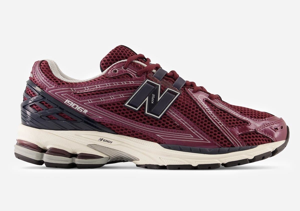 New Balance 1906R "Burgundy"