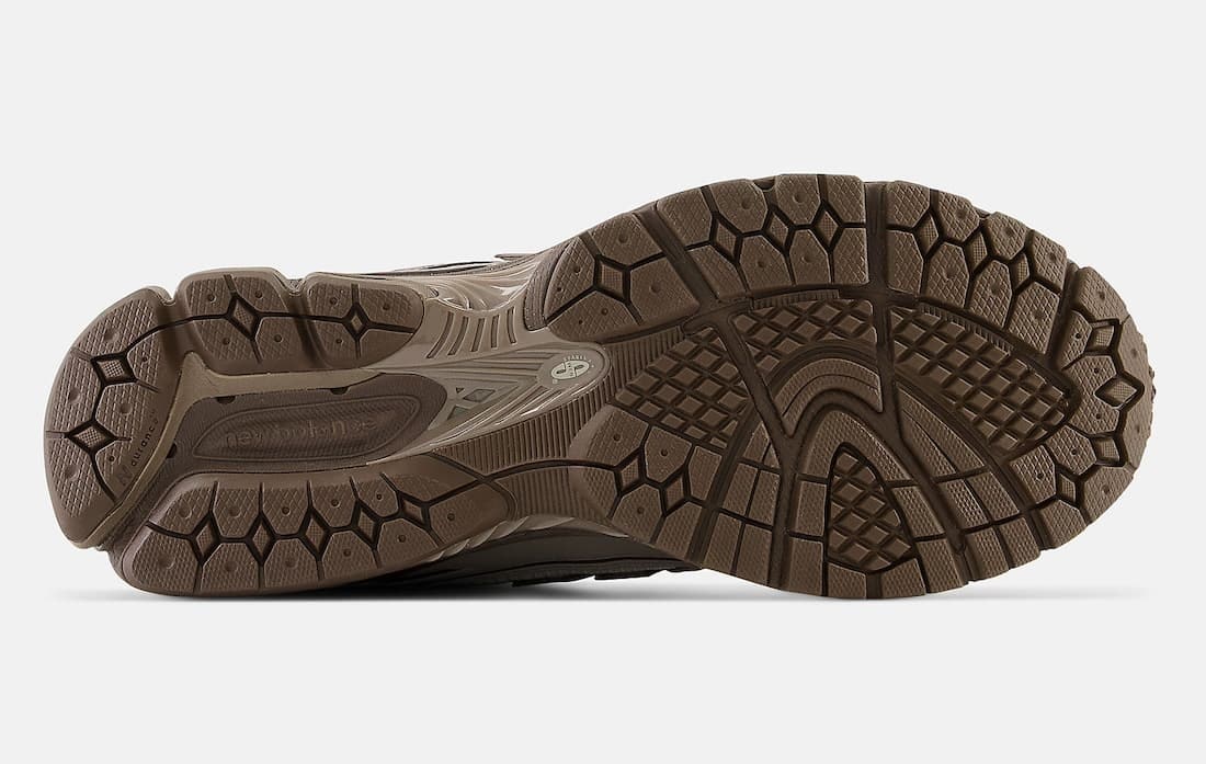 New Balance 1906R "Mocha"