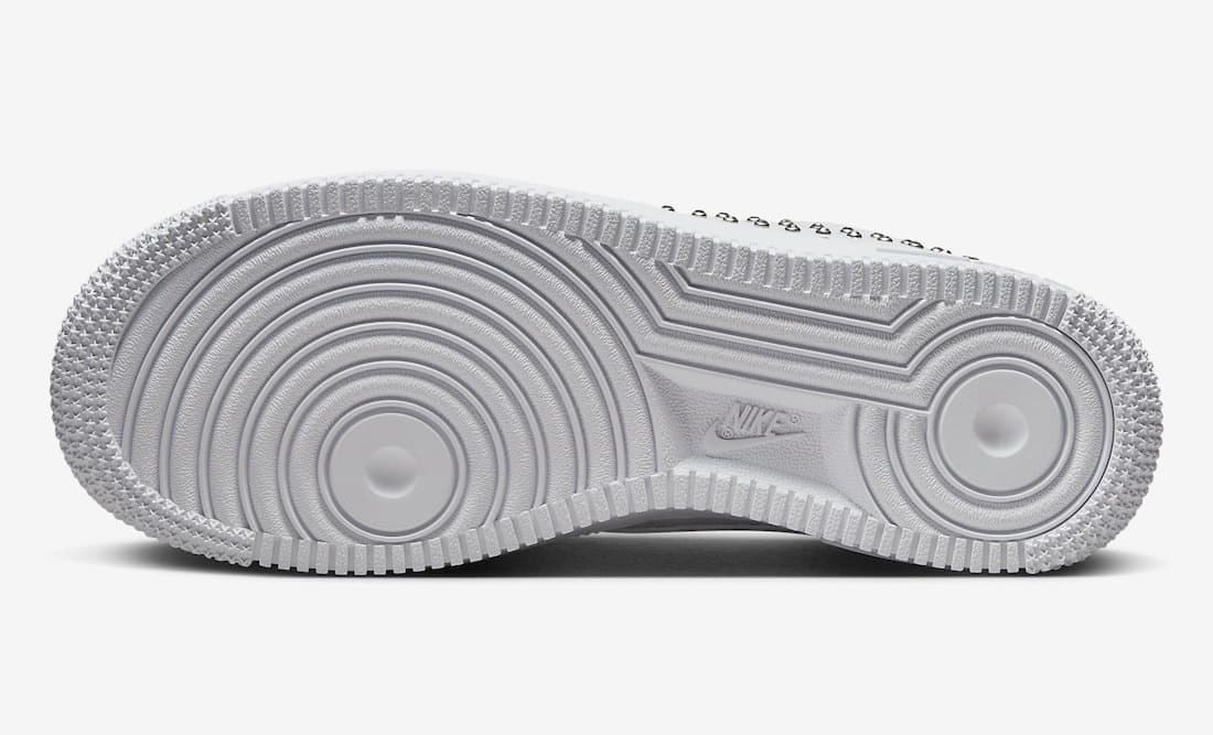 Nike Air Force 1 Low "White Chrome"