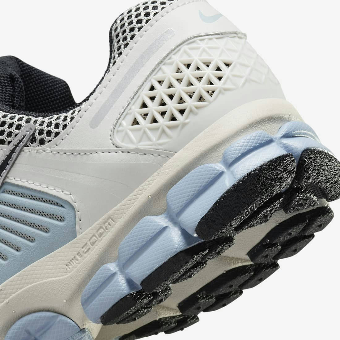 Nike Zoom Vomero 5 "Light Armory Blue"