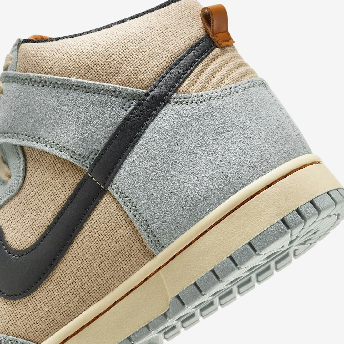 Nike Dunk High SE "Hemp Hoops"
