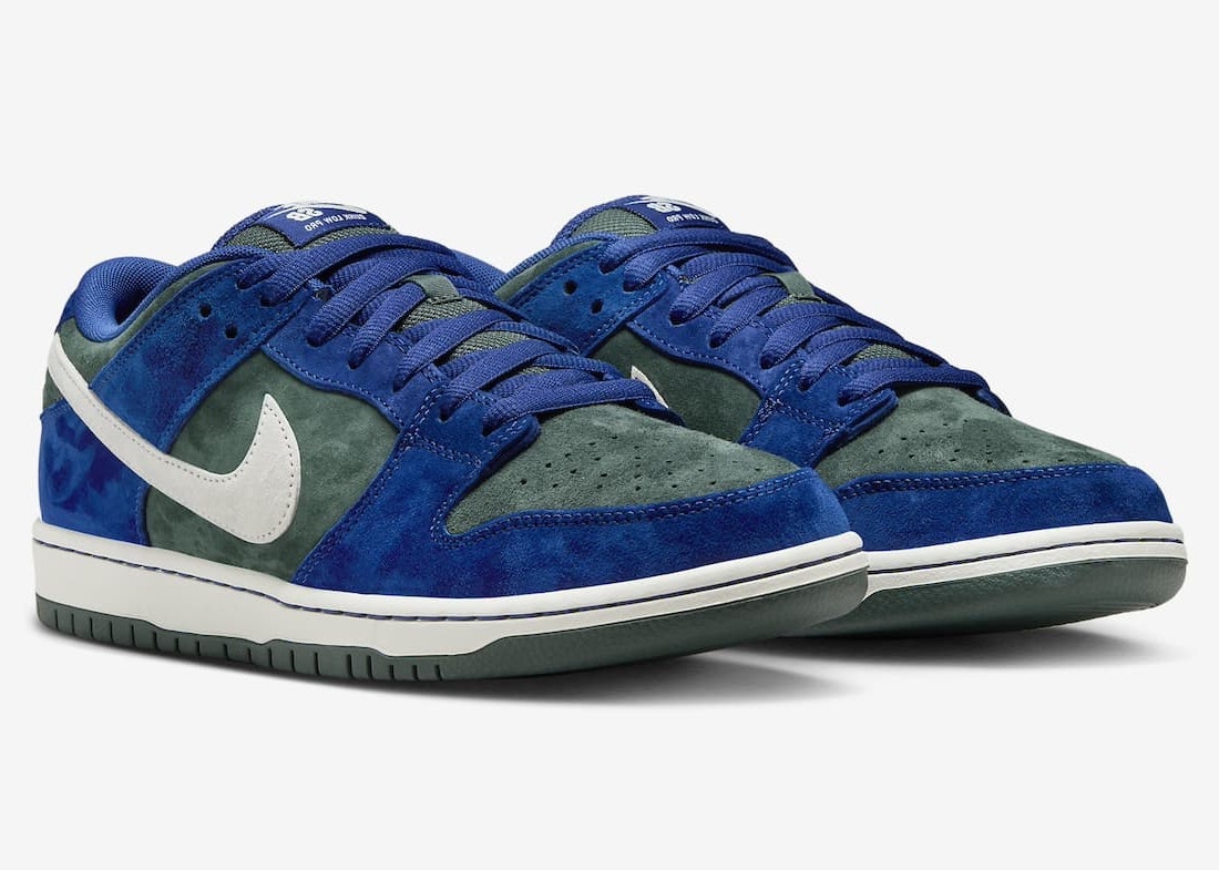 Nike SB Dunk Low "Deep Royal Blue"