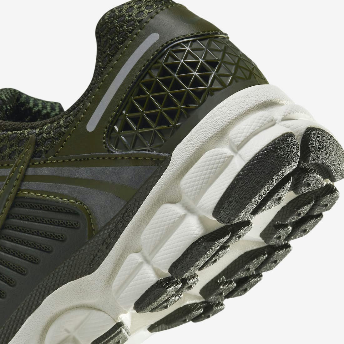 Nike Zoom Vomero 5 "Sequoia"