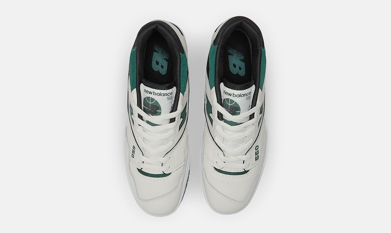 New Balance 550 "Sea Salt" (Nightwatch Green)