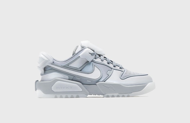 RTFKT x Nike Dunk Low Genesis "Ghost"