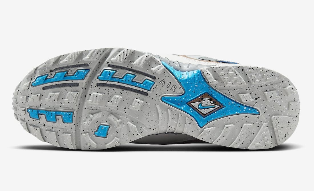 Undefeated x Nike Air Terra Humara "Archaeo Brown"