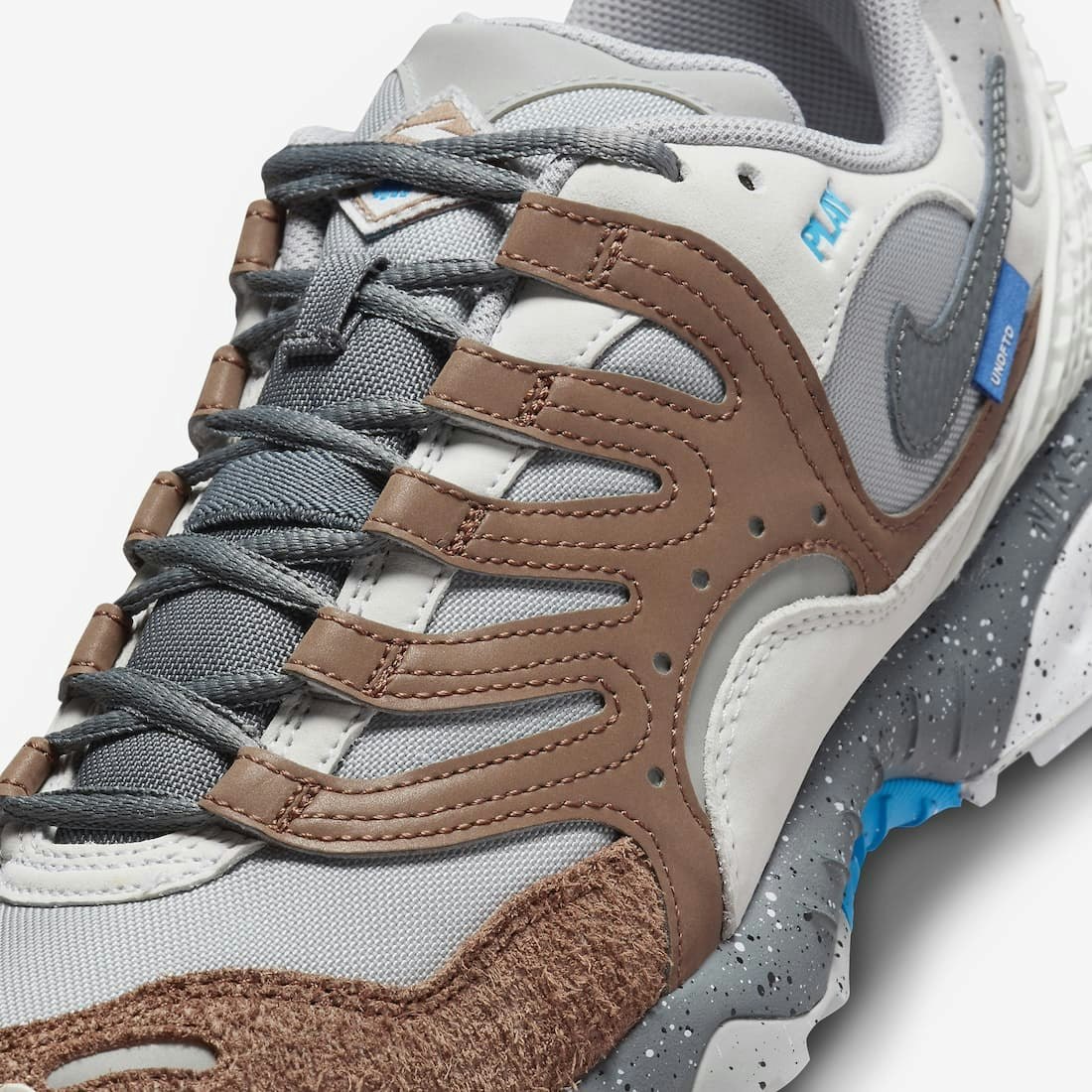 Undefeated x Nike Air Terra Humara "Archaeo Brown"