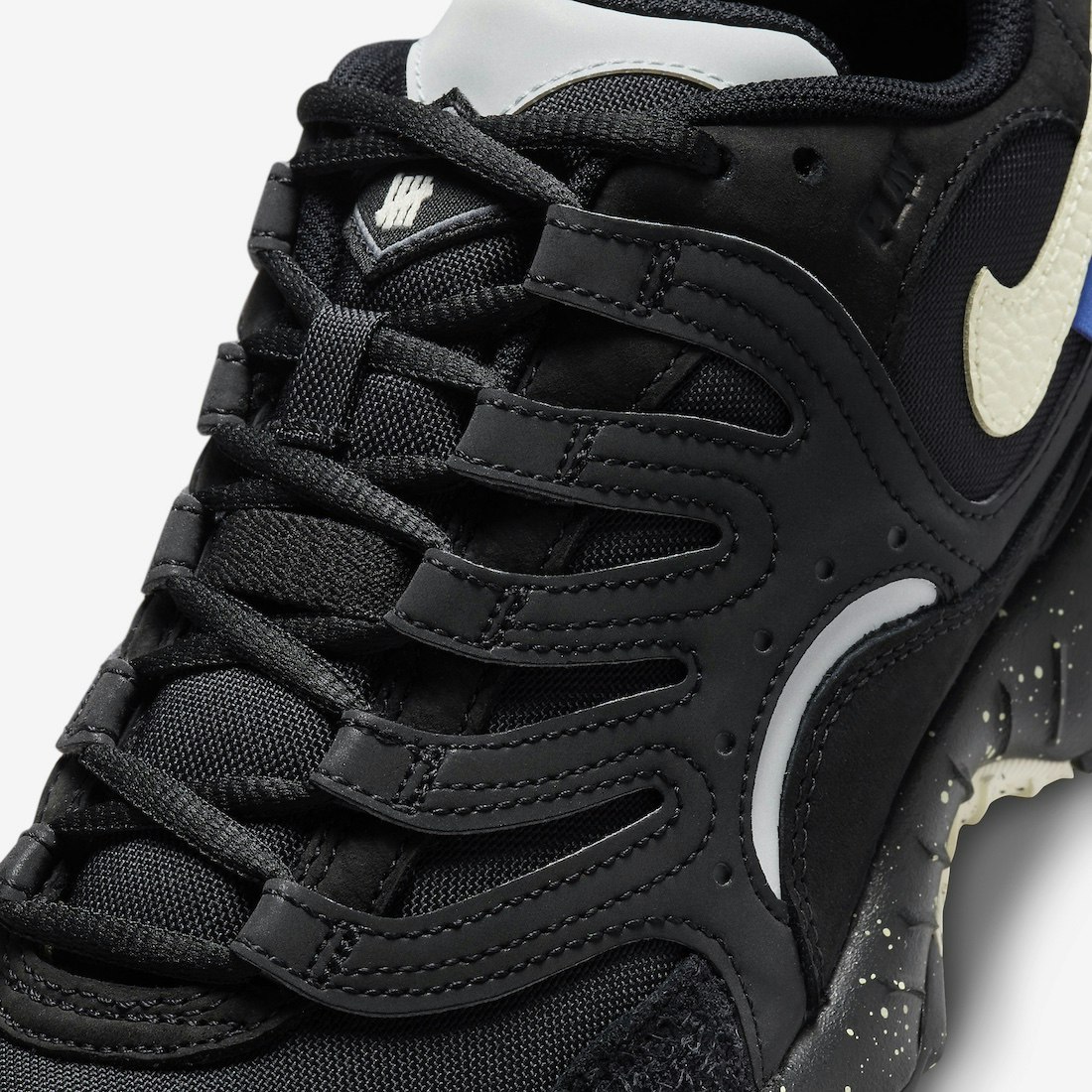 Undefeated x Nike Air Terra Humara "Black"