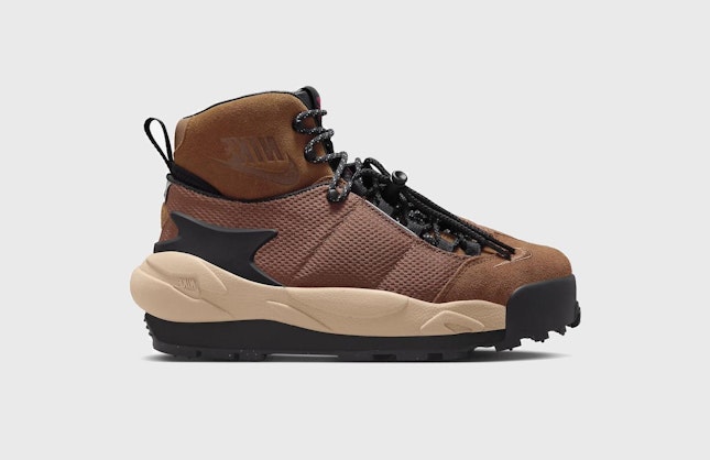 Sacai x Nike Magmascape "Light British Tan"