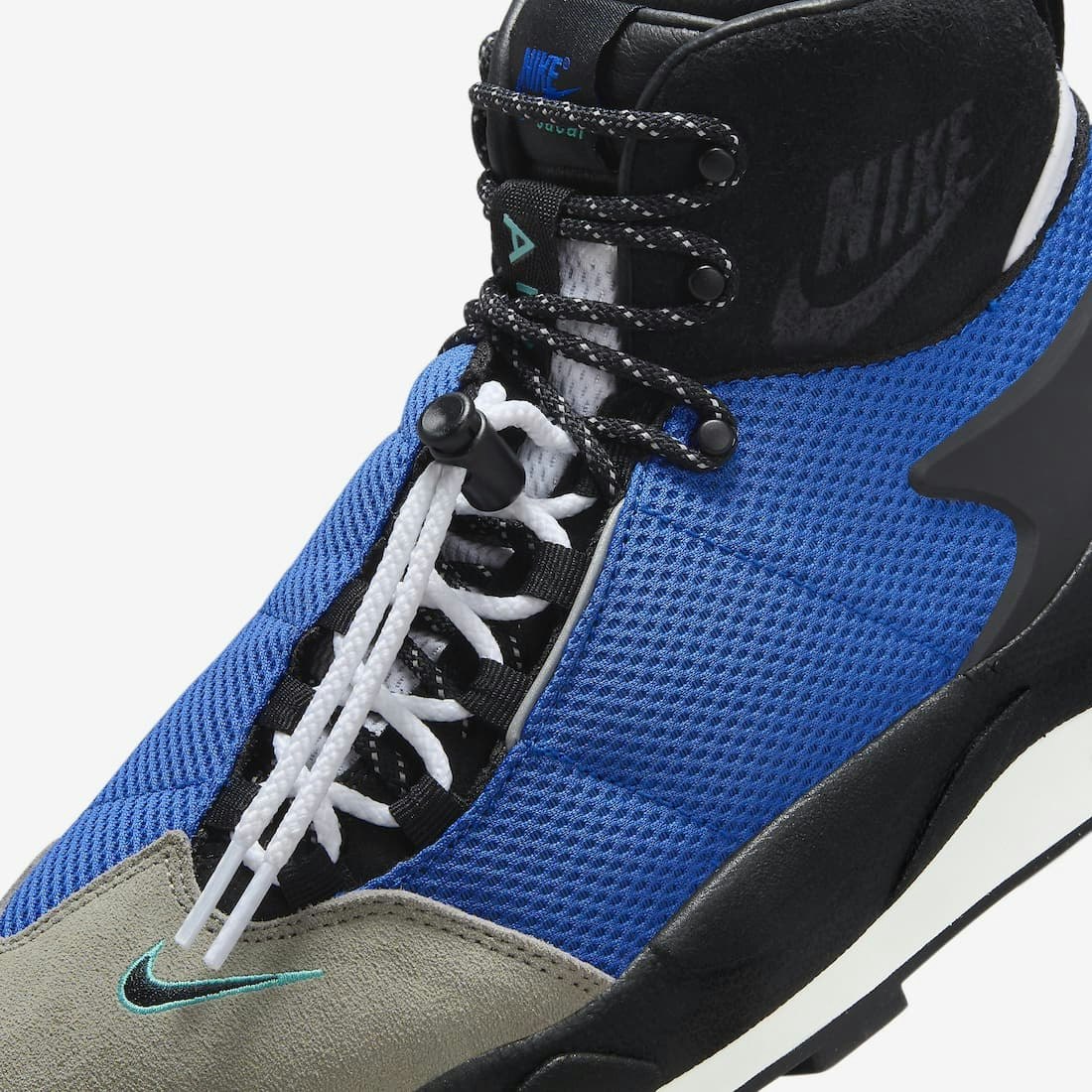 Sacai x Nike Magmascape "Varsity Royal"