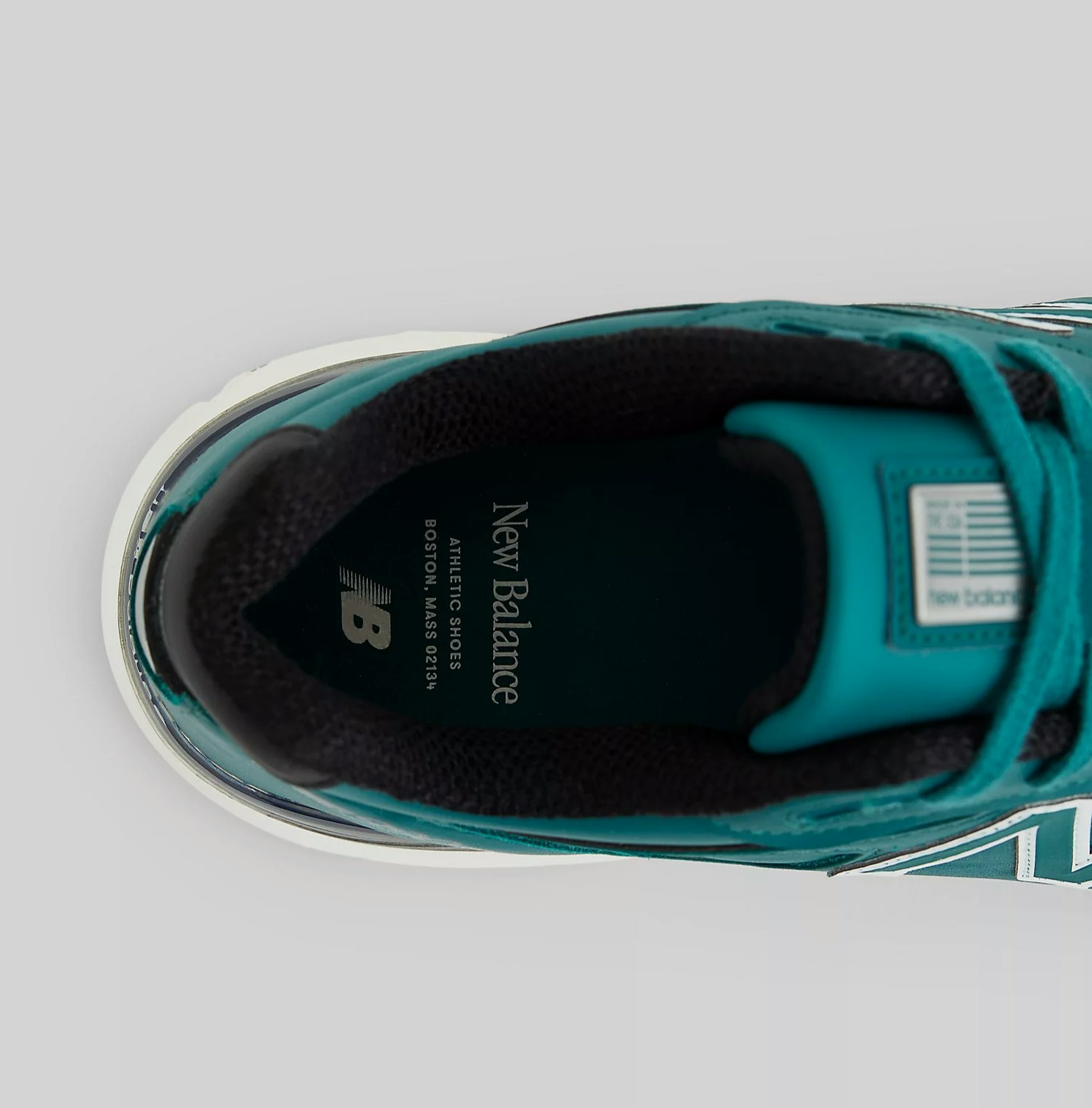 New Balance 990v4 "Made in USA" (Vintage Teal)