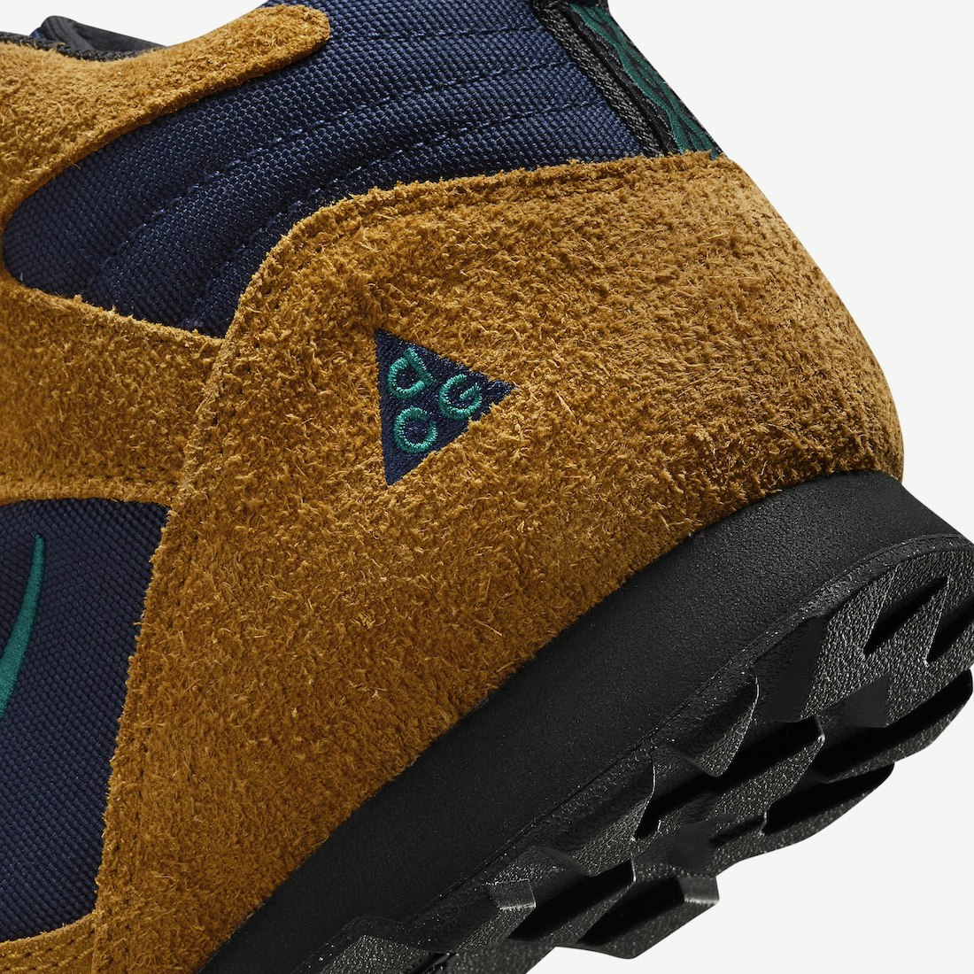 Nike ACG Torre Mid WP "Pecan"