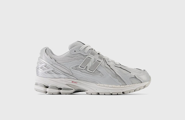 New Balance 1906R "Protection Pack" (Metallic Silver)