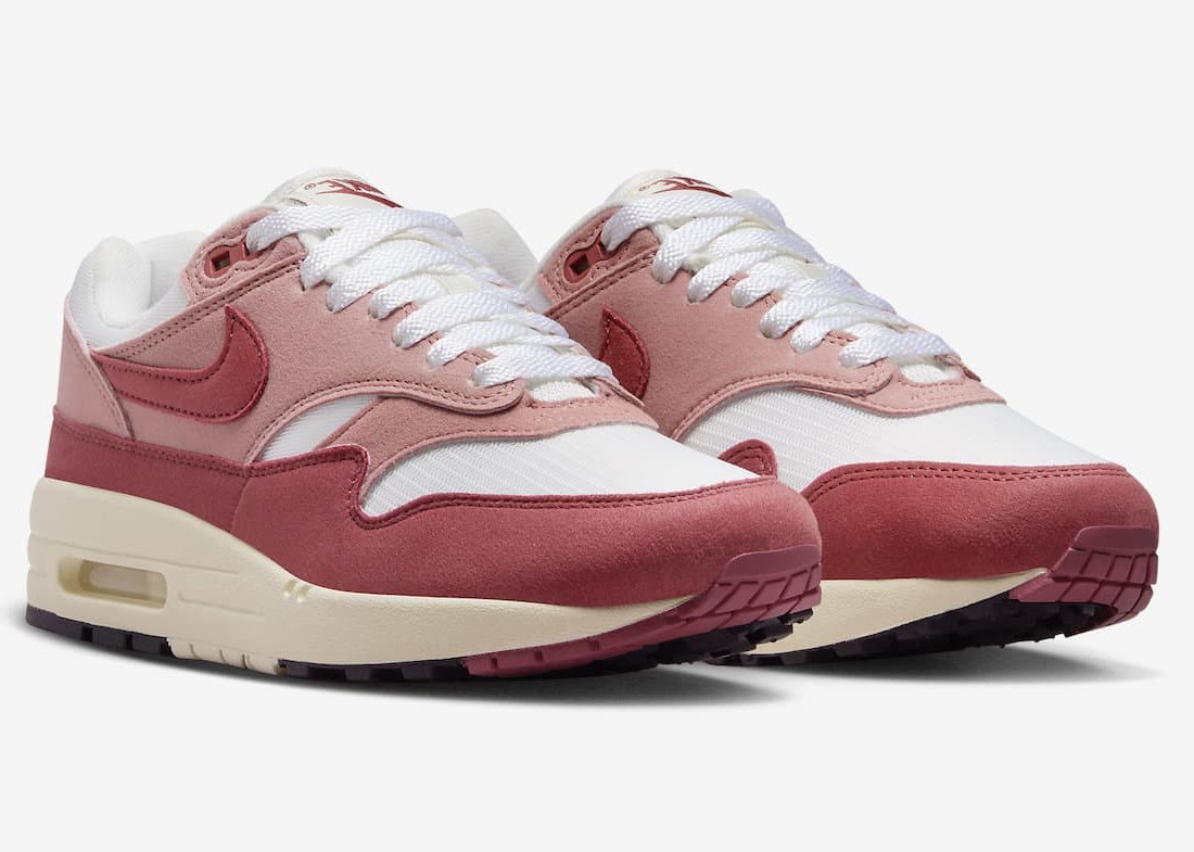 Nike Air Max 1 "Red Stardust"