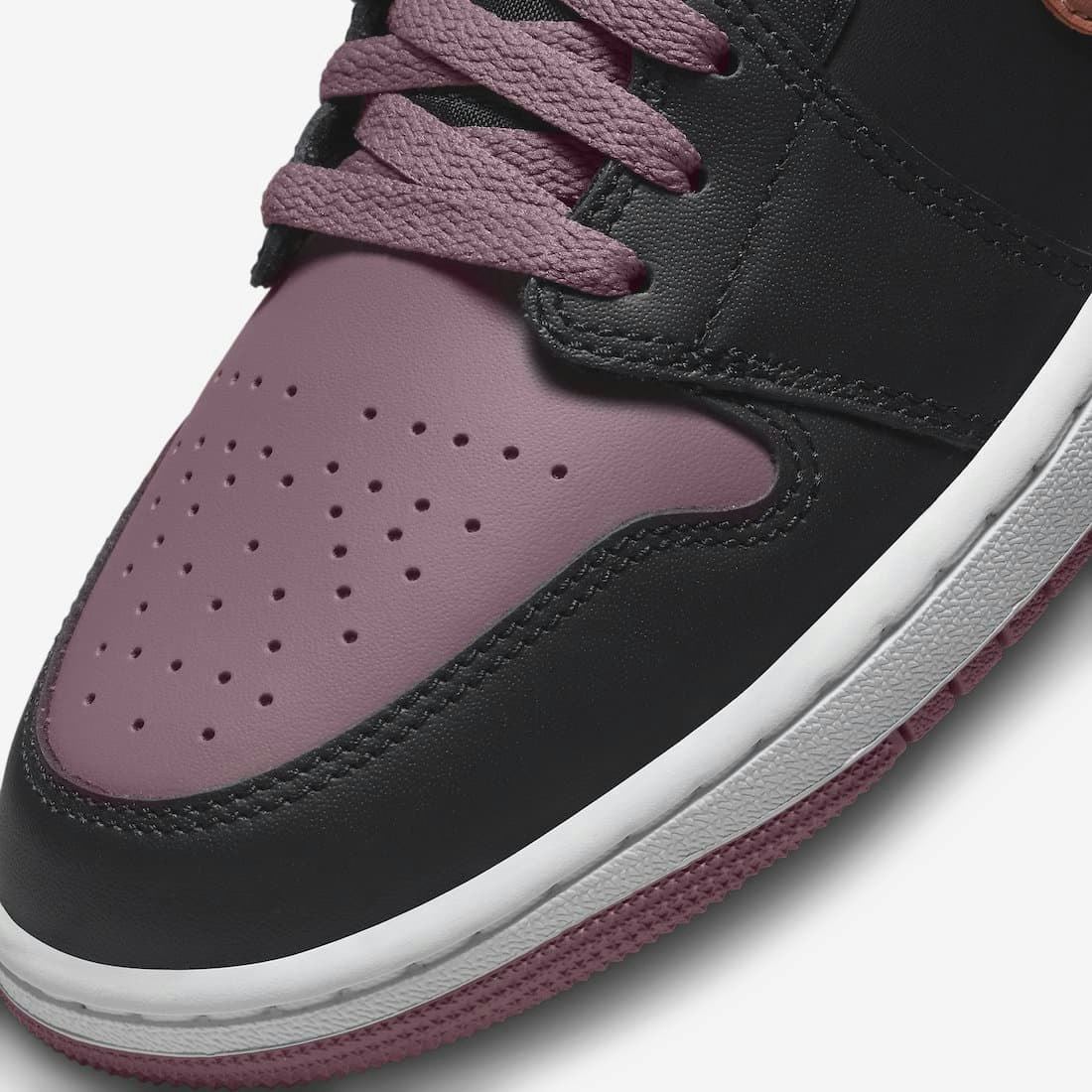 Air Jordan 1 Mid SE "Sky J Mauve"
