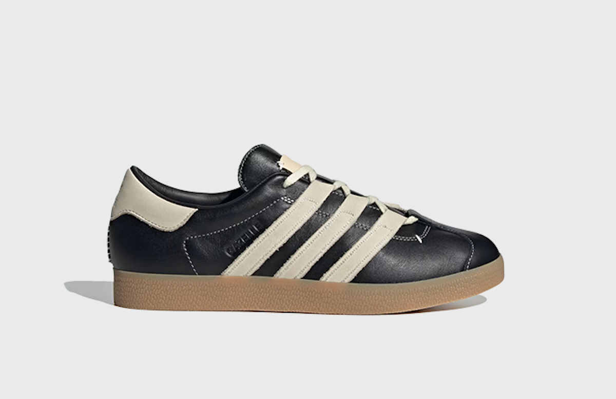 Foot Industry cow leather football shoes - メルカリ