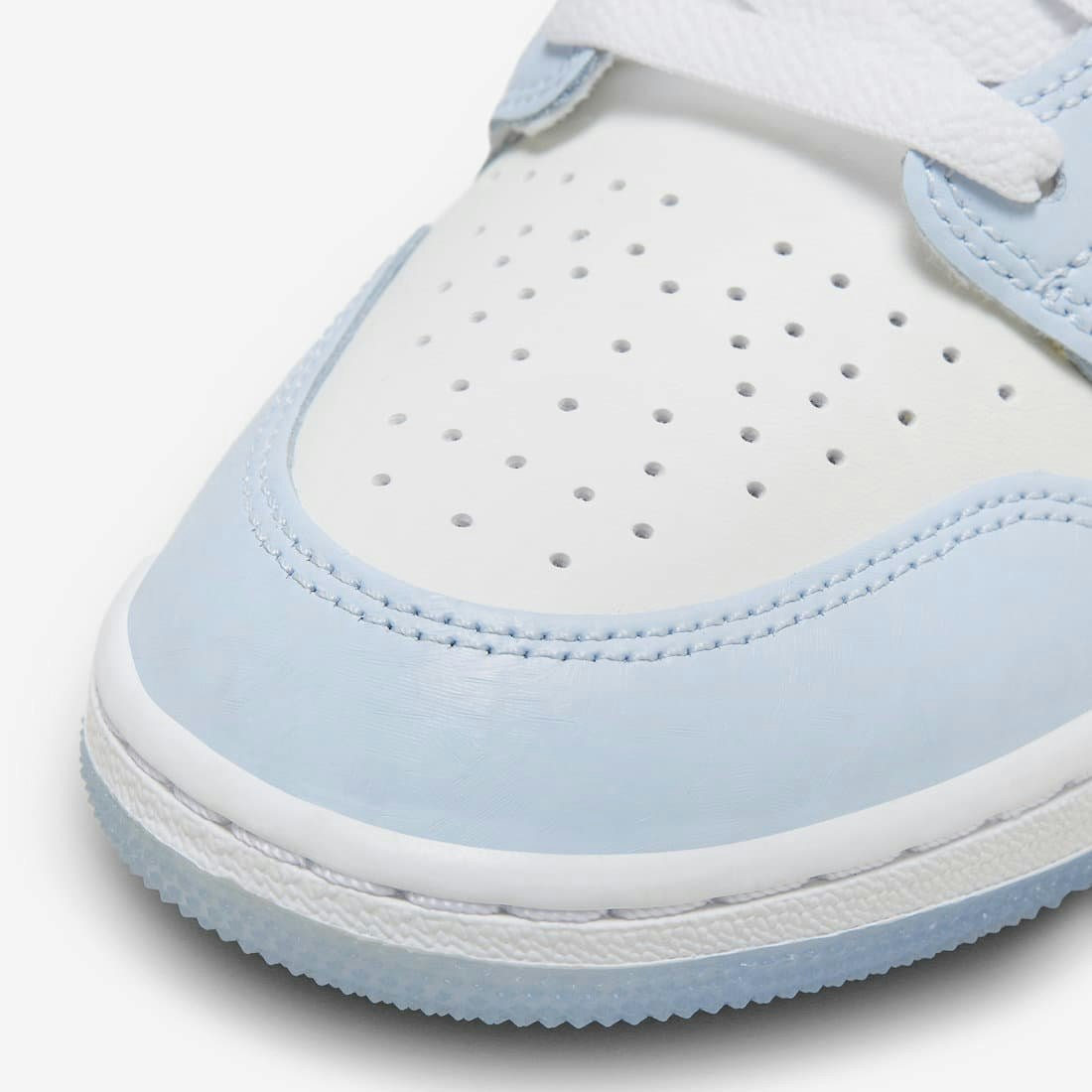 Air Jordan 1 Mid GS "Frozen"