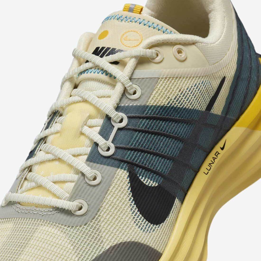 Nike Lunar Roam "Alabaster"