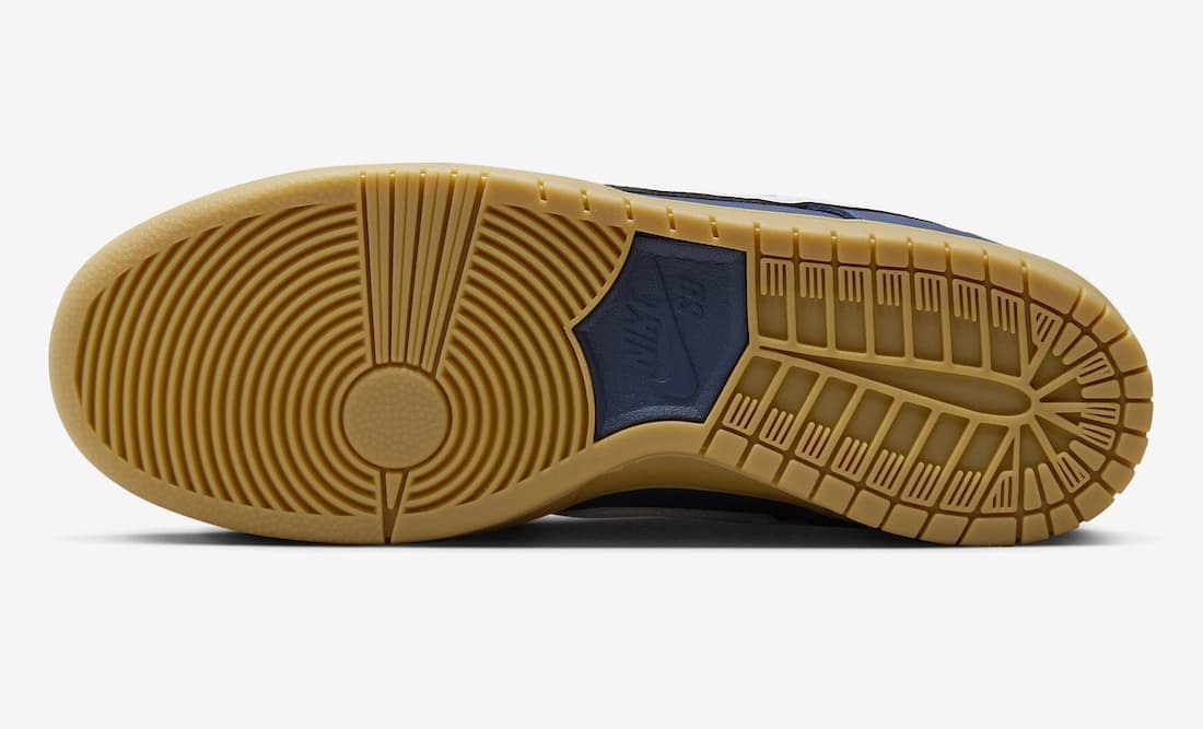 Nike SB Dunk Low "Navy Gum"