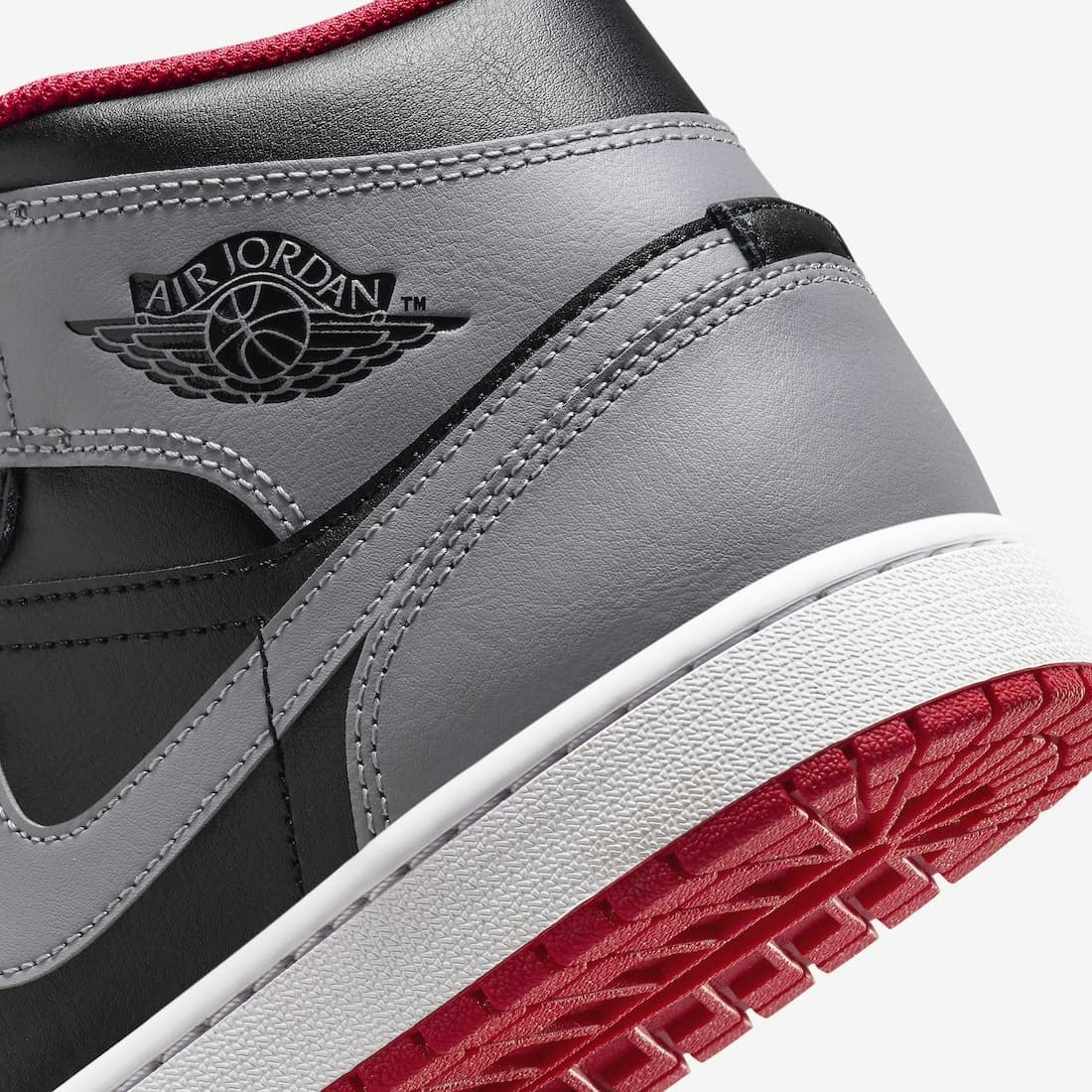 Air Jordan 1 Mid "Shadow"