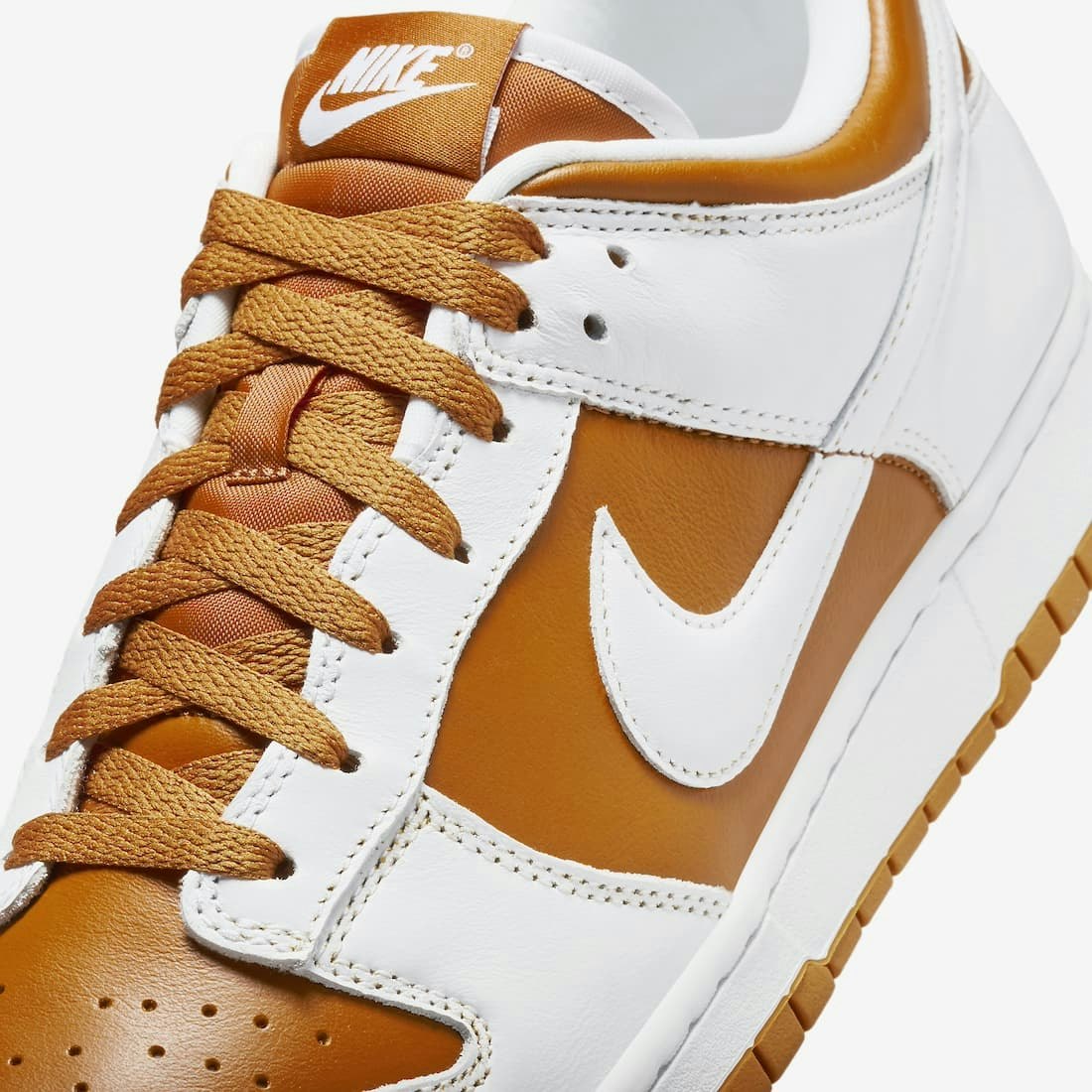 Nike Dunk Low "Reverse Curry"