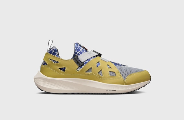 Patta x Nike Air Huarache Plus "Saffron Quartz" Patta x Nike Air Huarache Plus "Saffron Quartz"