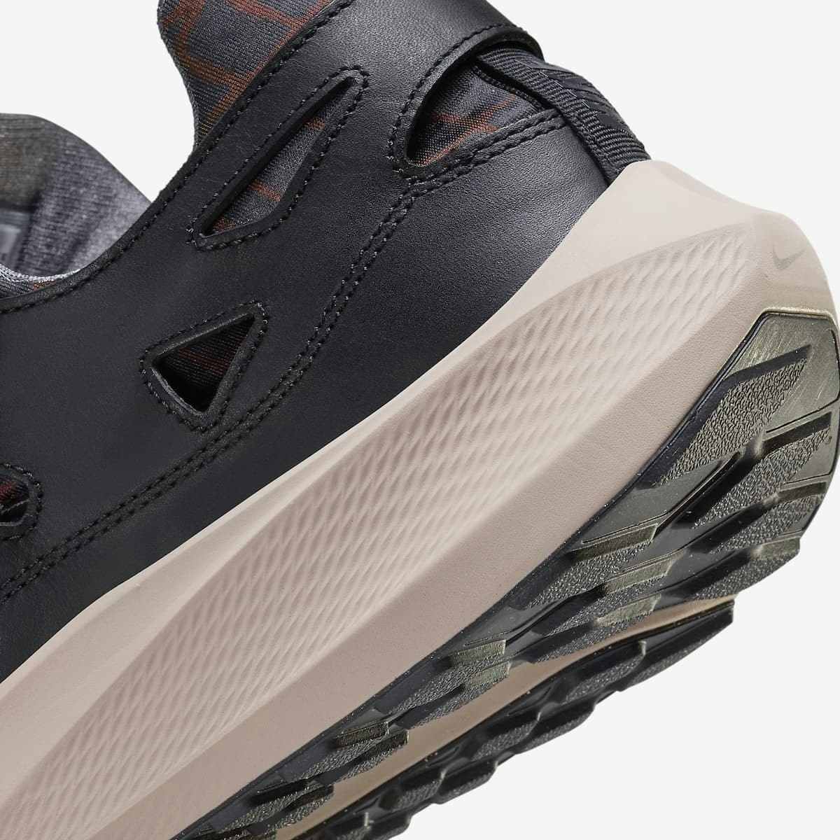 Patta x Nike Air Huarache Plus "Black"