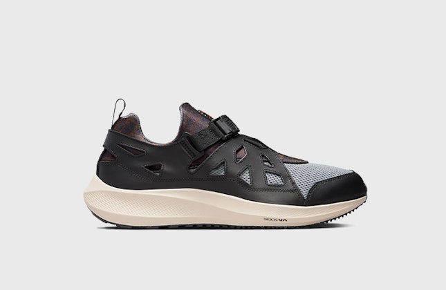 Patta x Nike Air Huarache Plus "Black" Patta x Nike Air Huarache Plus "Black"