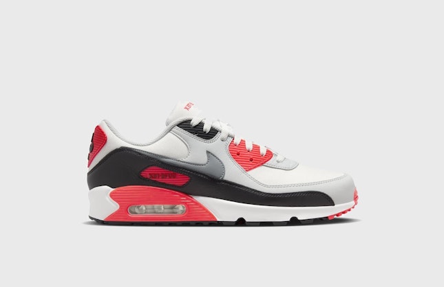 Nike Air Max 90 Gore-Tex "Bright Crimson"