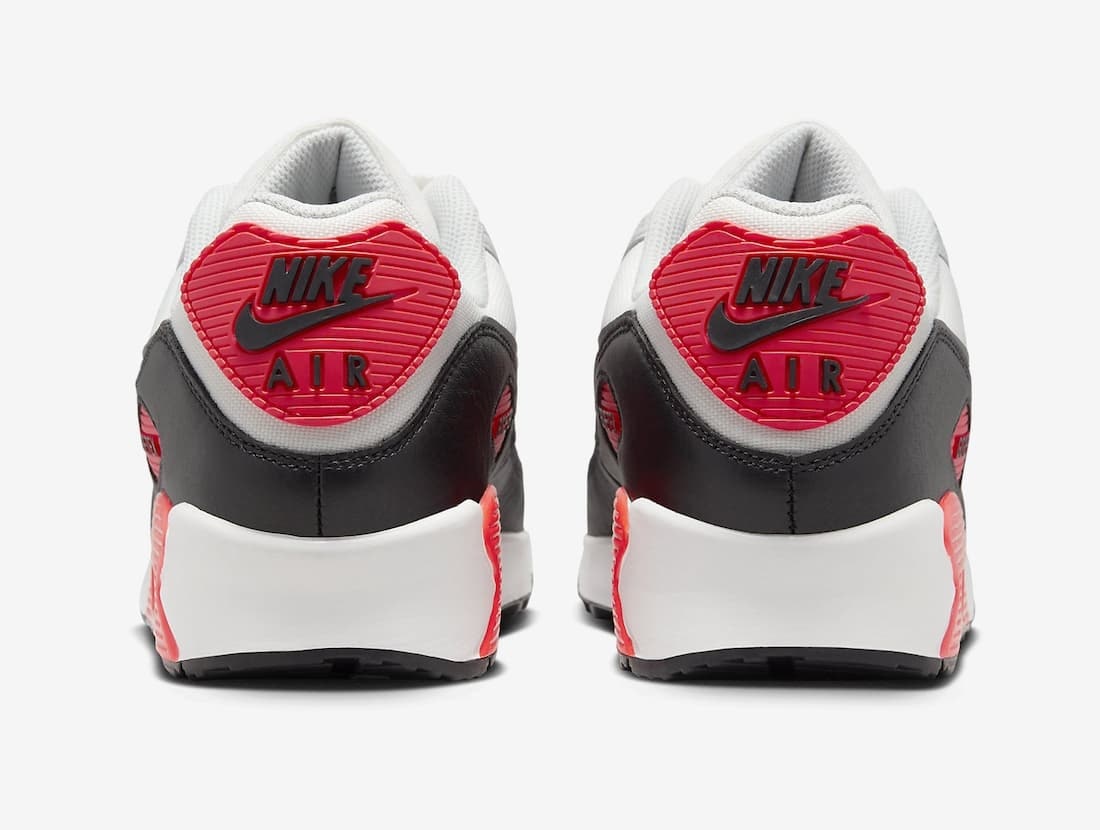 Nike Air Max 90 Gore-Tex "Bright Crimson"