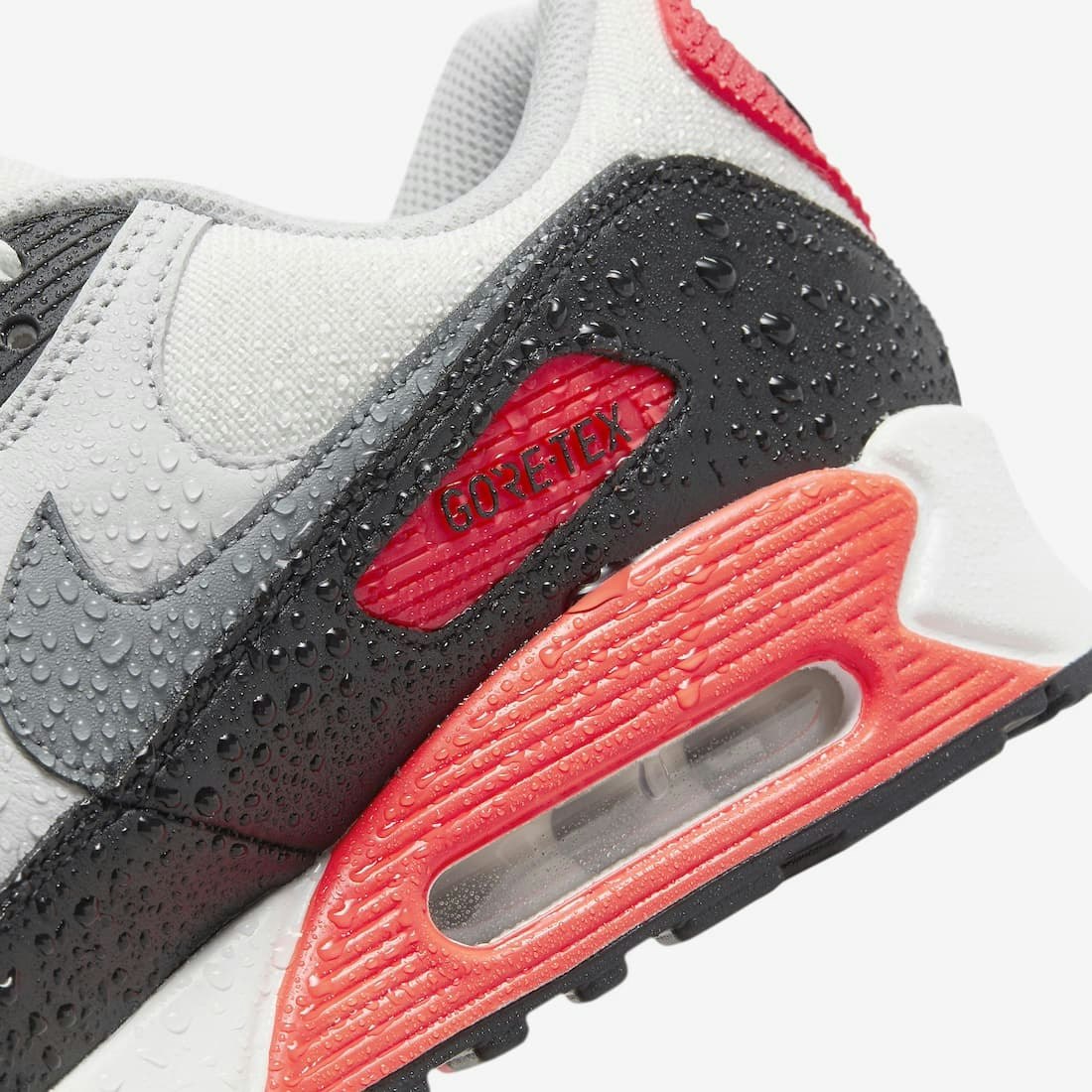 Nike Air Max 90 Gore-Tex "Bright Crimson"