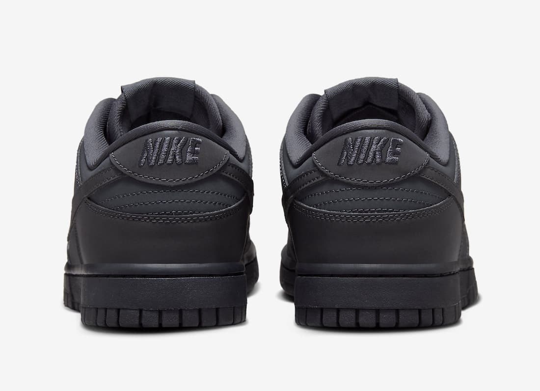 Nike Dunk Low "Cyber"