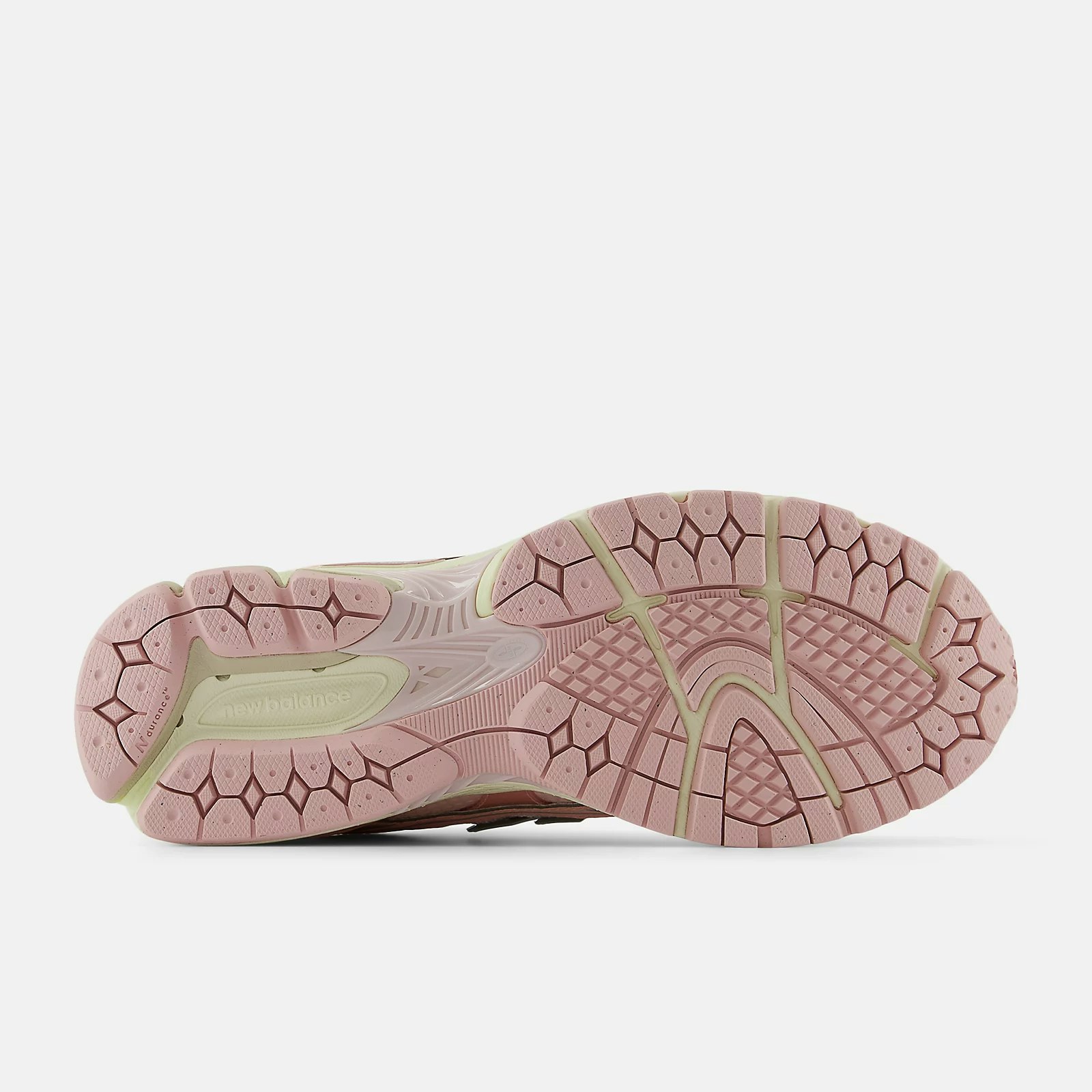 New Balance 1906R "Luna New Year" (Shell Pink)