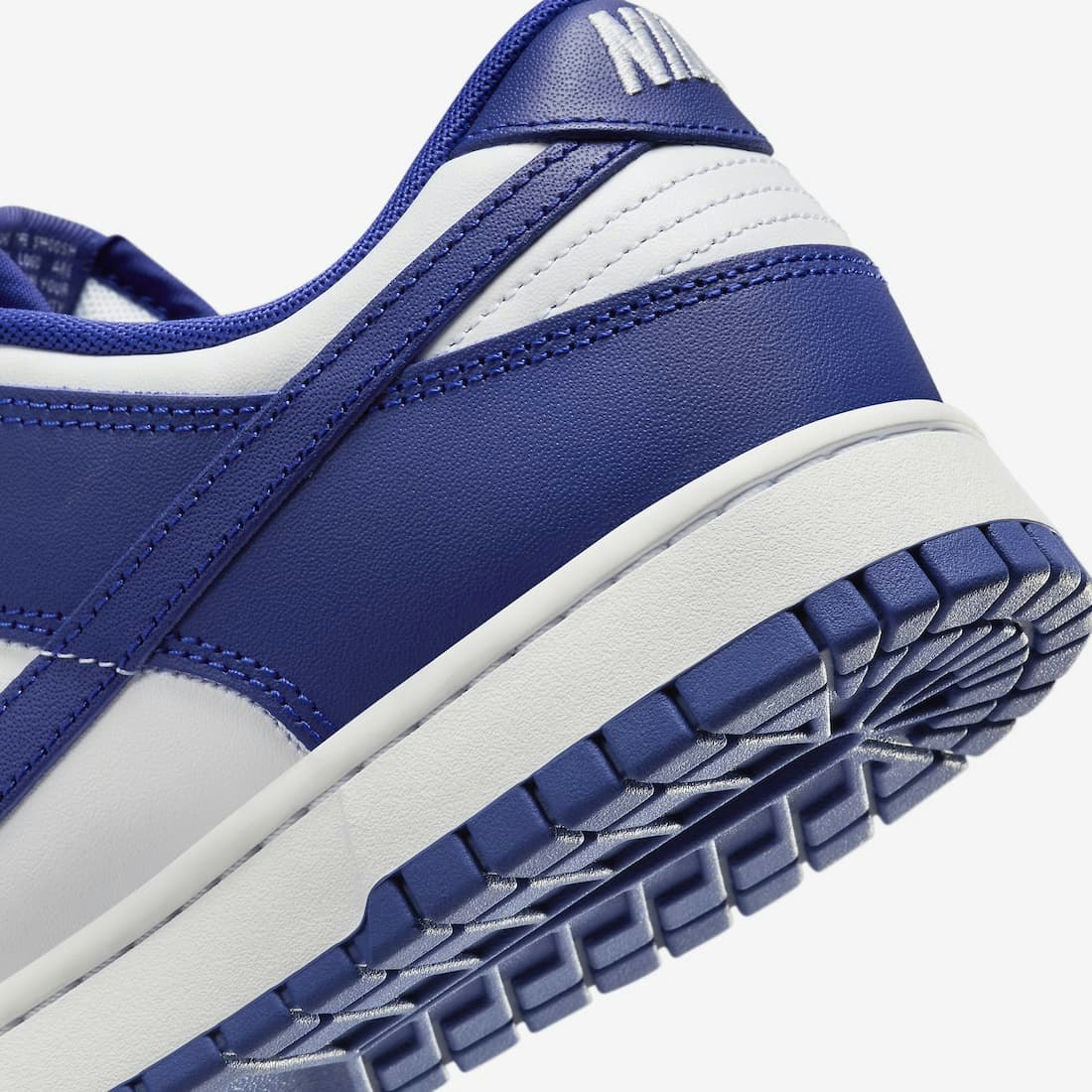 Nike Dunk Low Retro "Concord"