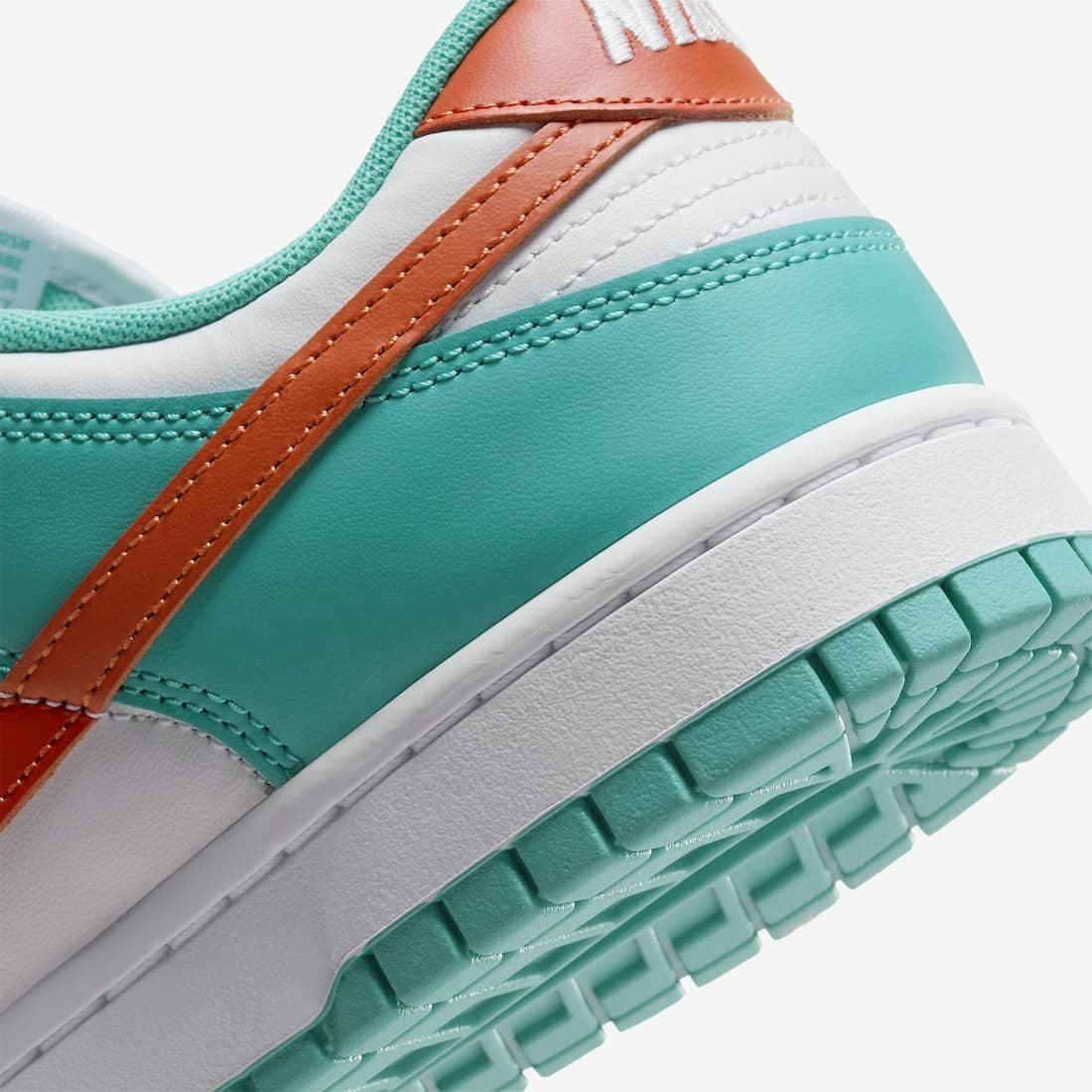 Nike Dunk Low "Miami Dolphins"