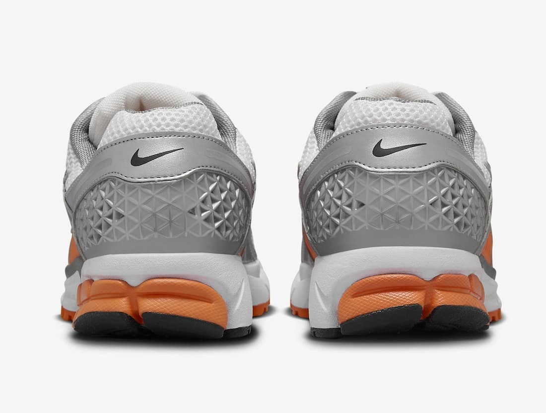 Nike Zoom Vomero 5 "Safety Orange"