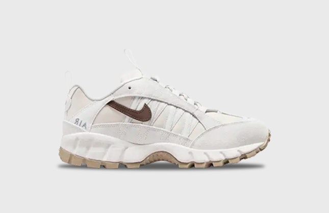 Nike Air Humara "Light Orewood Brown"