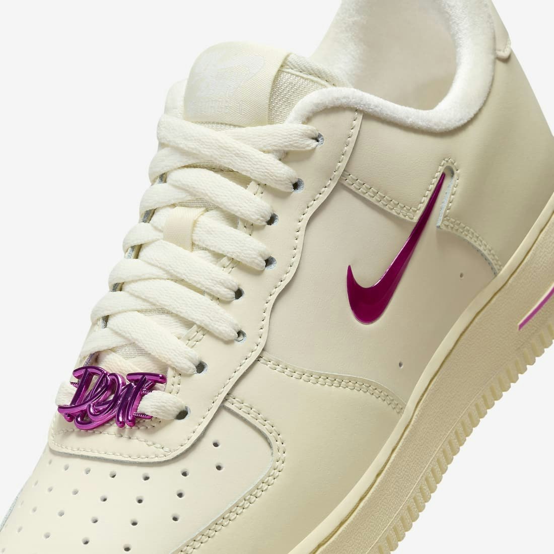 Nike Air Force 1 ’07 SE "Just Do It" (Coconut Milk)