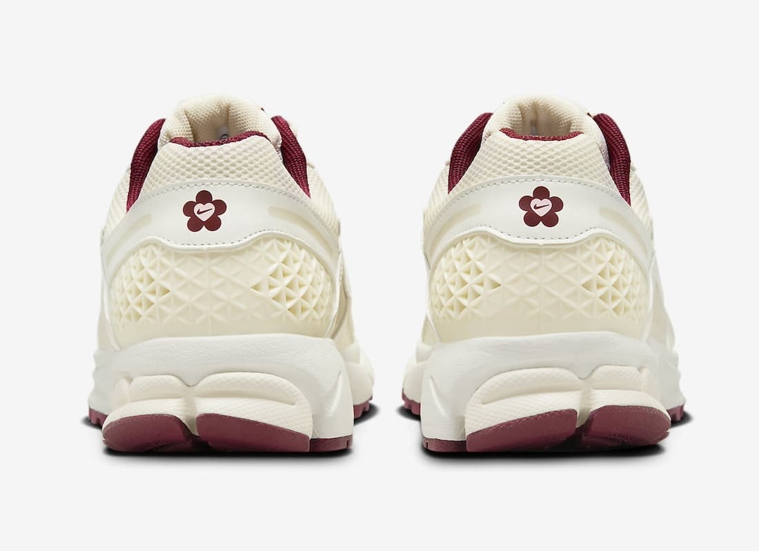 Nike Zoom Vomero 5 "Valentine’s Day"