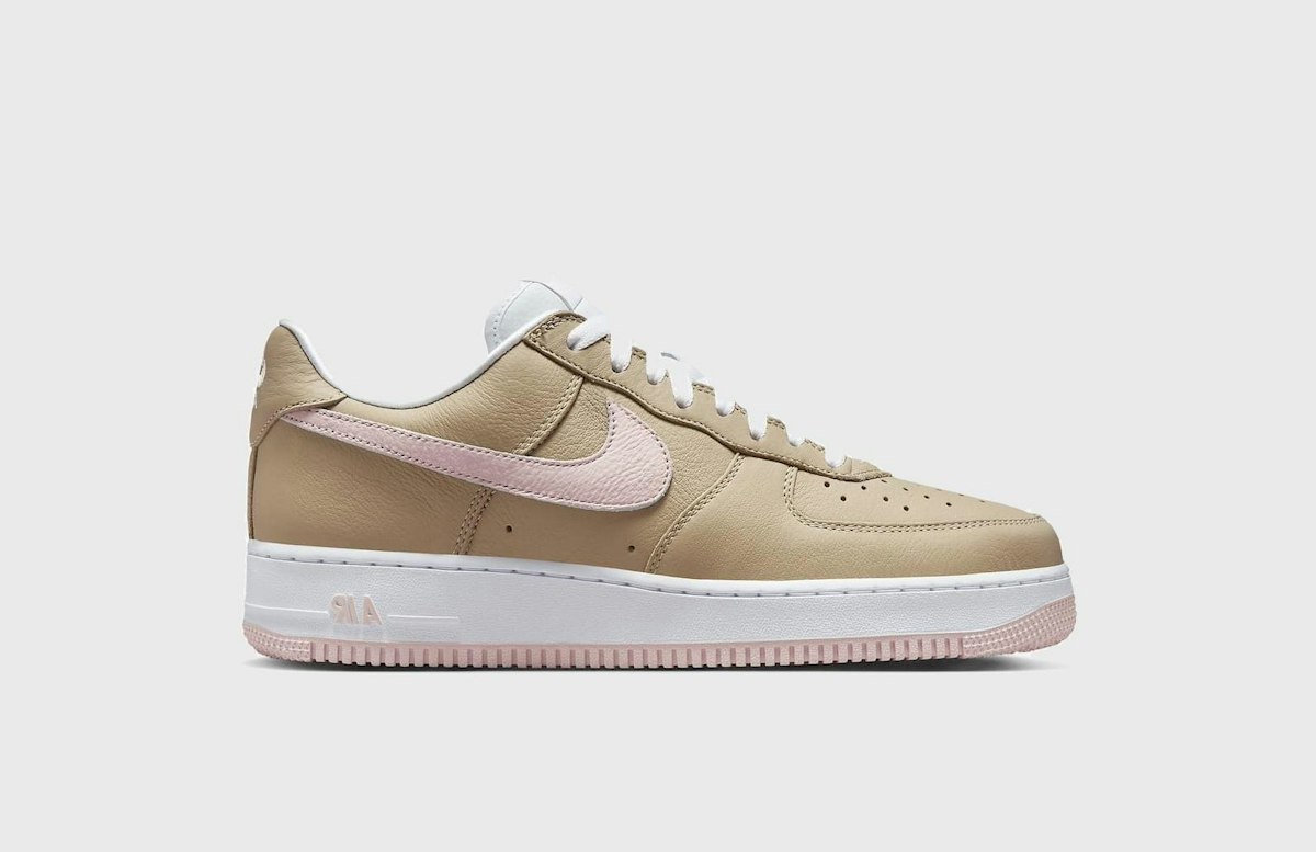 Nike Air Force 1 Low 