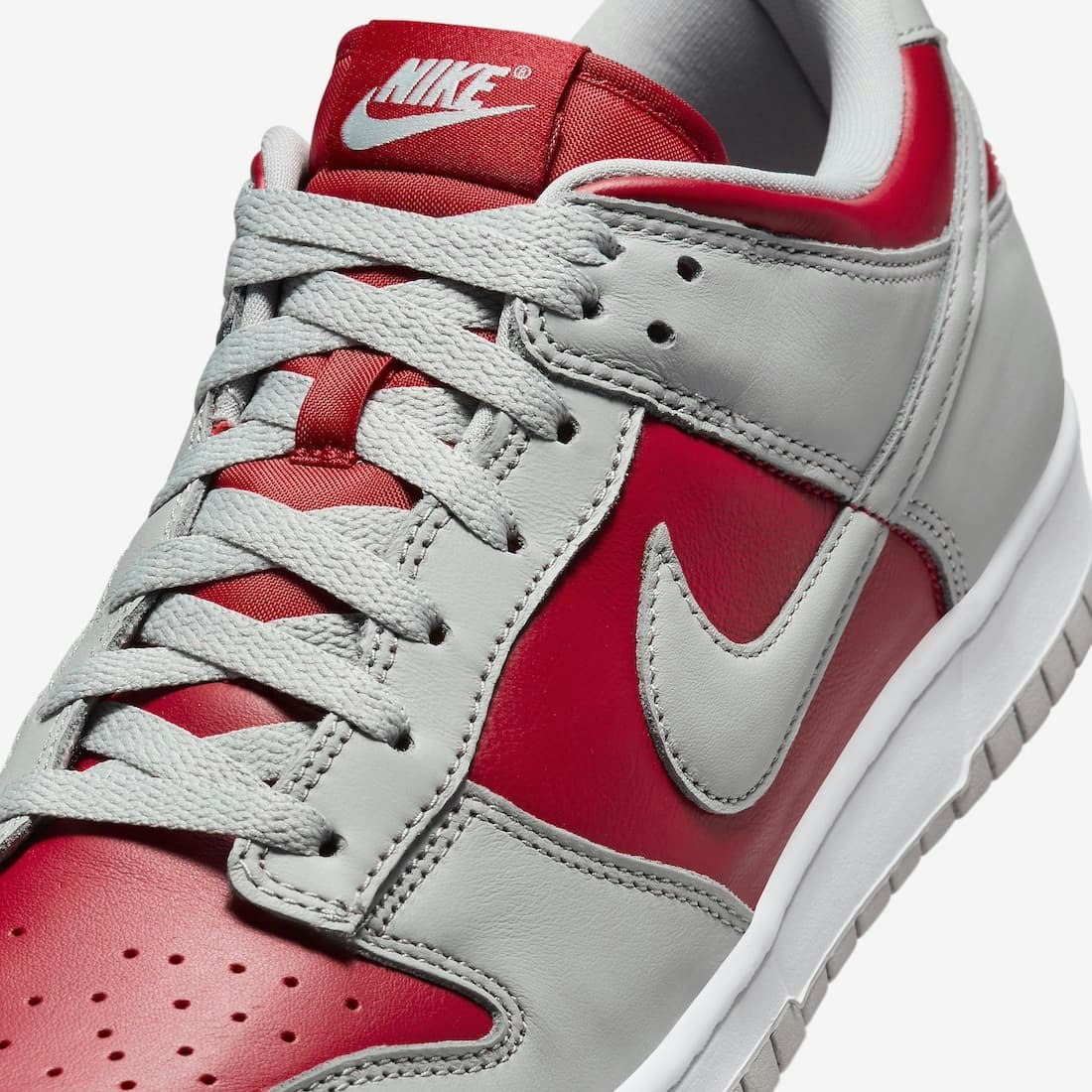 Nike Dunk Low "Ultraman"