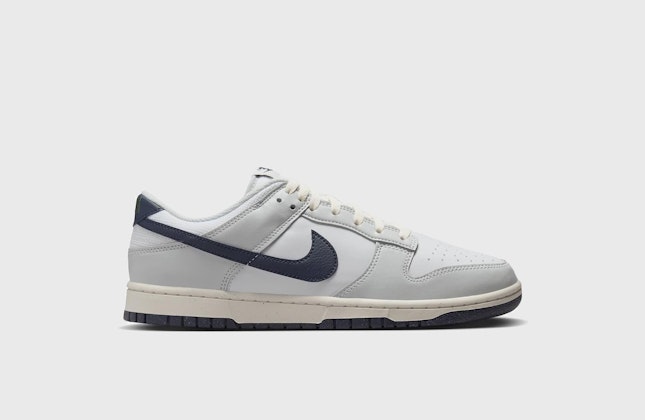 Nike Dunk Low "Next Nature" (Photon Dust Obsidian) Nike Dunk Low "Next Nature" (Photon Dust Obsidian)