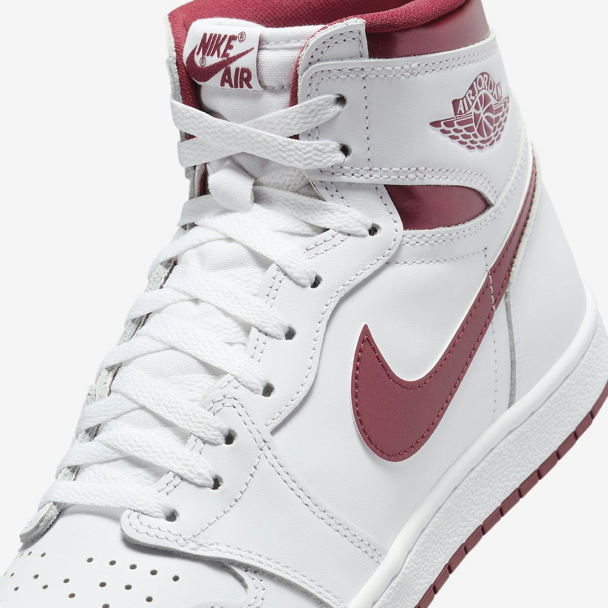 Air Jordan 1 High 85 "Metallic Burgundy"
